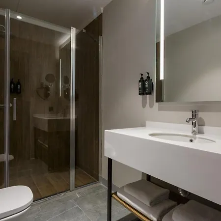 Hotel Ramada Encore By Wyndham Arnavutkoy