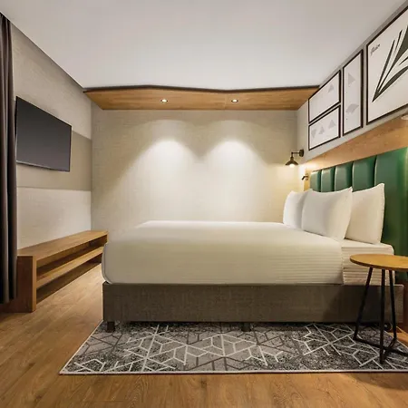 Ramada Encore By Wyndham Arnavutkoy 3*