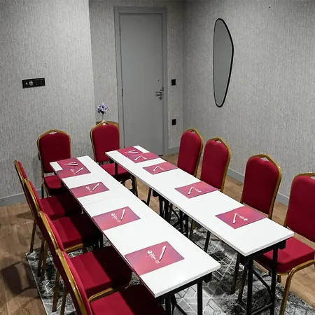 Ramada Encore By Wyndham Arnavutkoy Hotel 3*