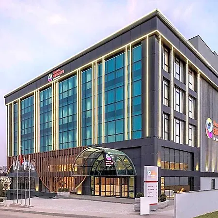 Ramada Encore By Wyndham Arnavutkoy 4*