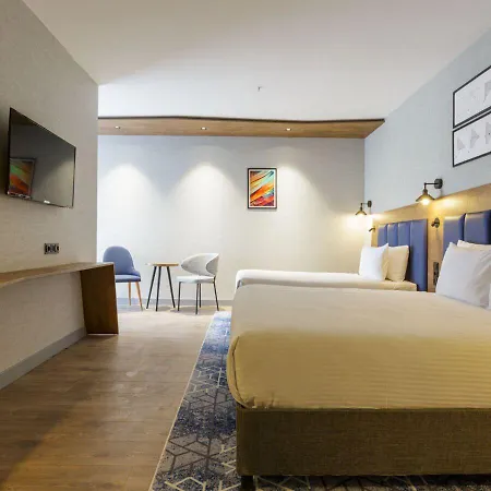 Ramada Encore By Wyndham Airport Arnavutkoy 4*
