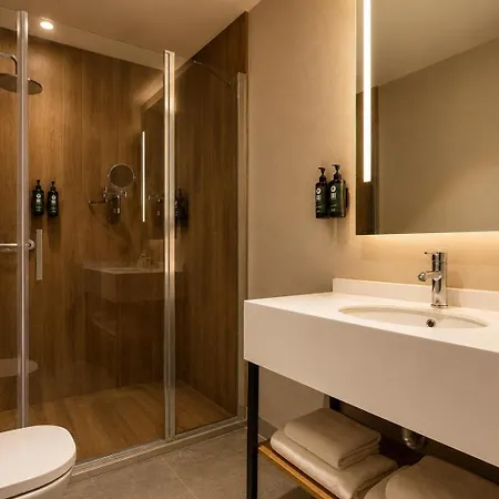 Ramada Encore By Wyndham Airport Arnavutkoy Отель 4*
