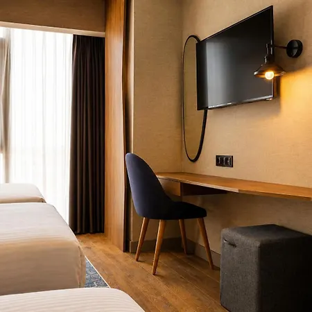 Ramada Encore By Wyndham Airport Arnavutkoy Отель
