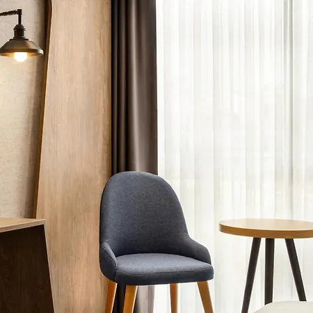 Ramada Encore By Wyndham Arnavutkoy Hotel 4*