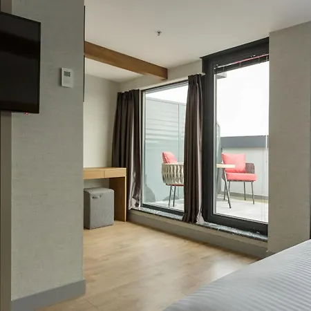 Otel Ramada Encore By Wyndham Arnavutkoy