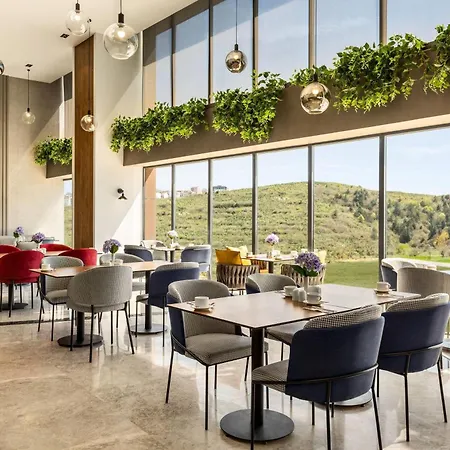 Ramada Encore By Wyndham Arnavutkoy Hotel